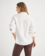 Camisa con aplique decorativo en cuello - Blanco