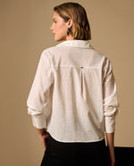 Camisa con Micro Puntos Negros - Blanco