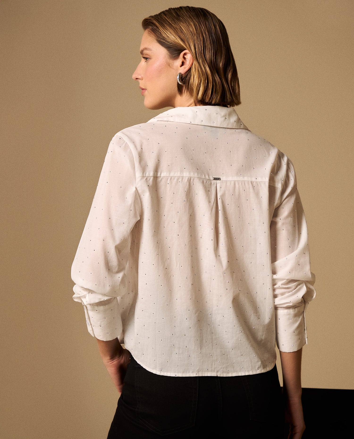 Camisa con Micro Puntos Negros - Blanco