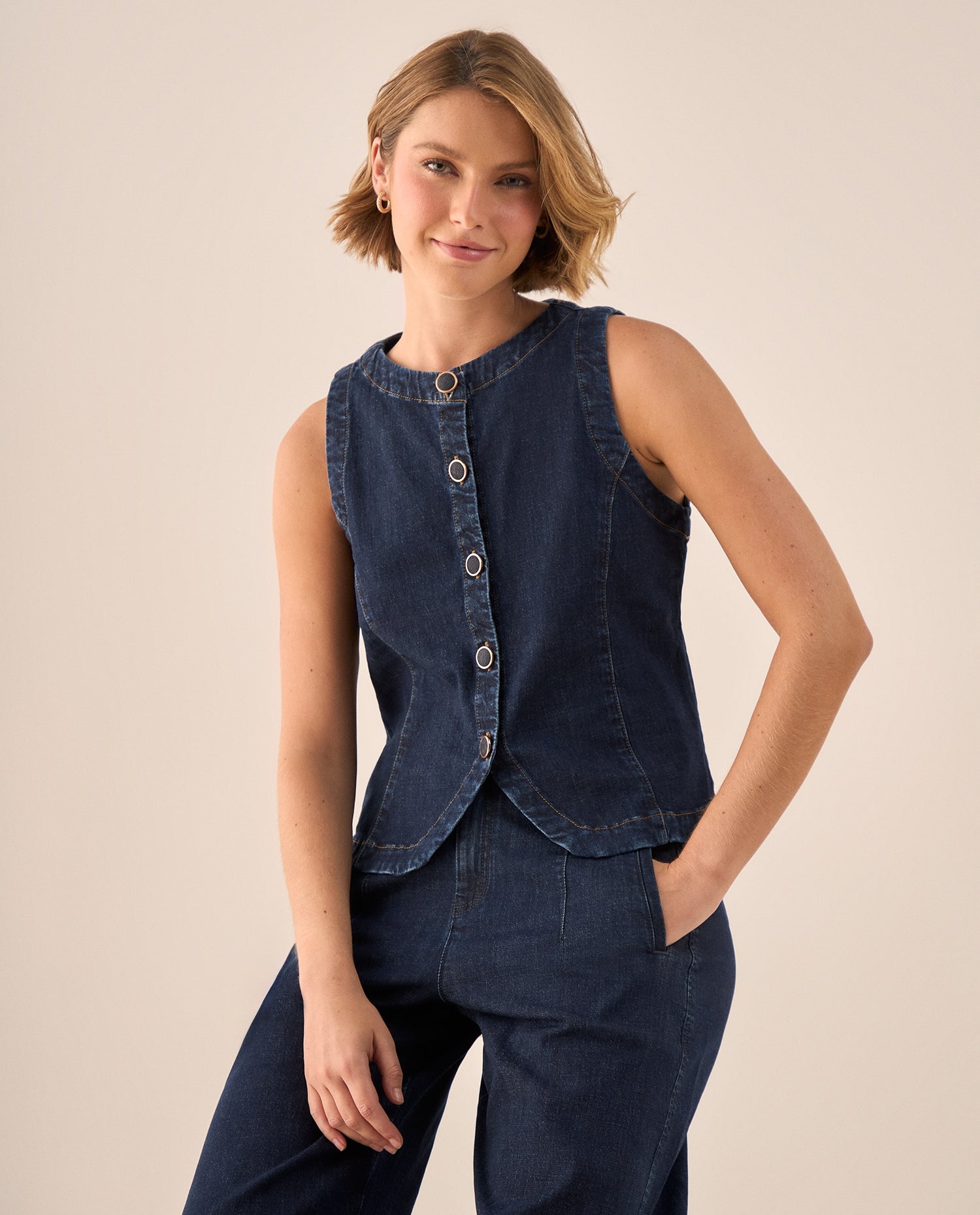 Camisa Denim Sin Mangas con Botones Ovalados - Azul