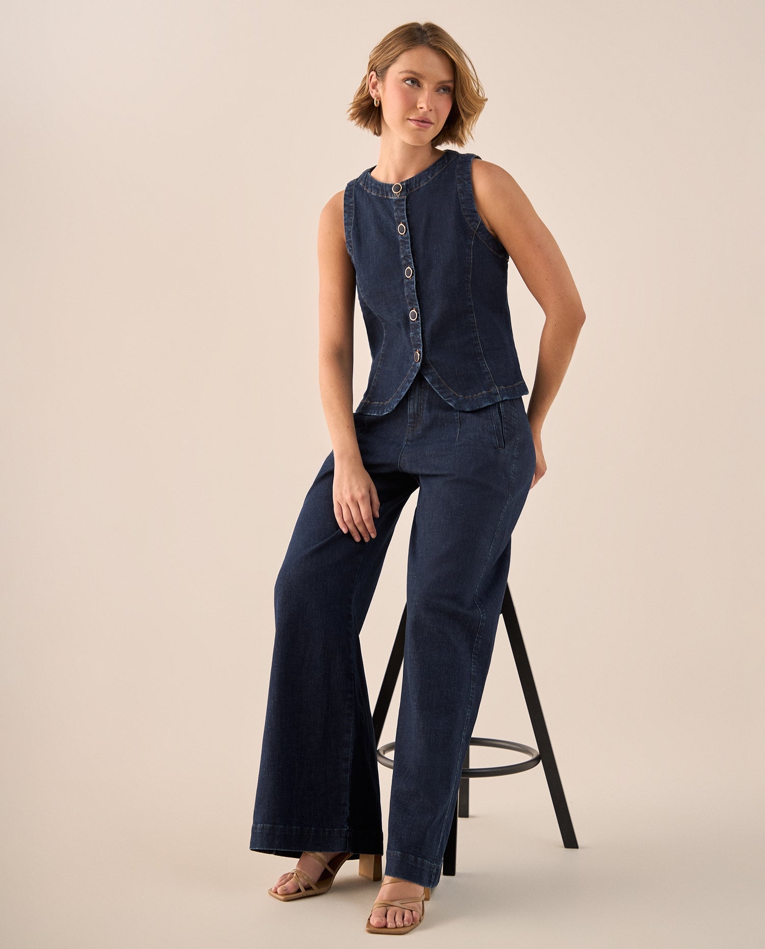 Camisa Denim Sin Mangas con Botones Ovalados - Azul