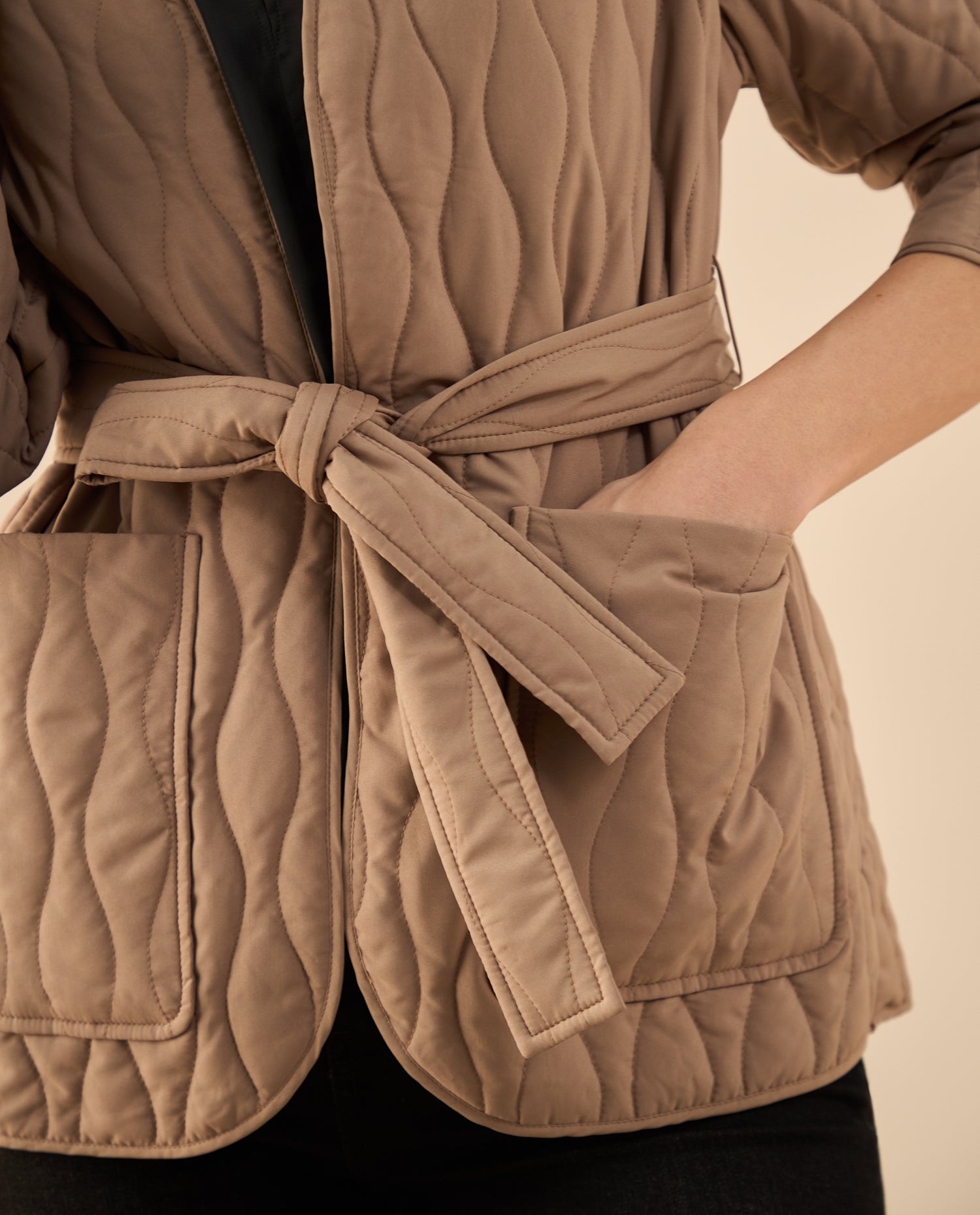 Chaqueta abullonada para mujer - Café