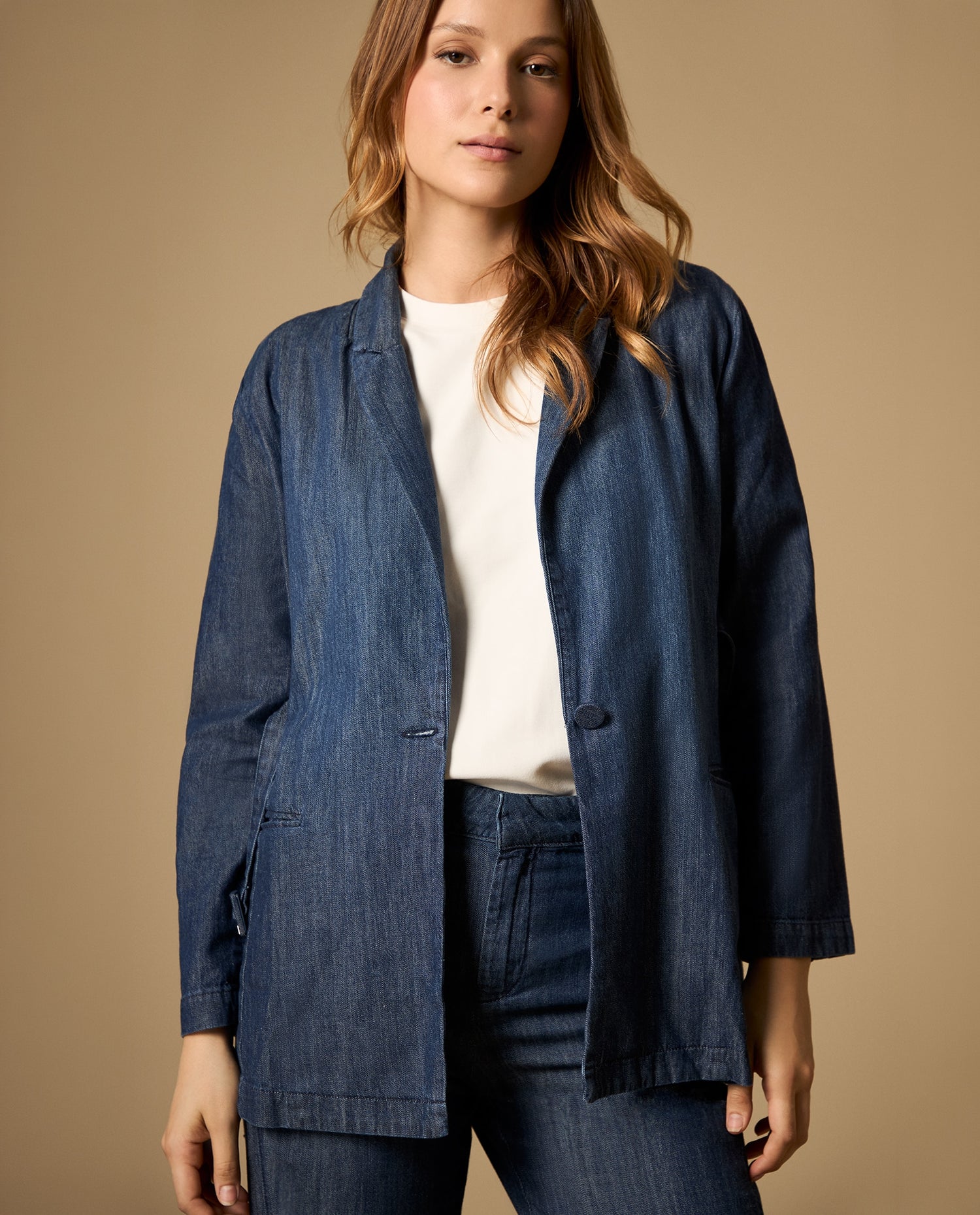 Blazer en denim con cinturón - Azul