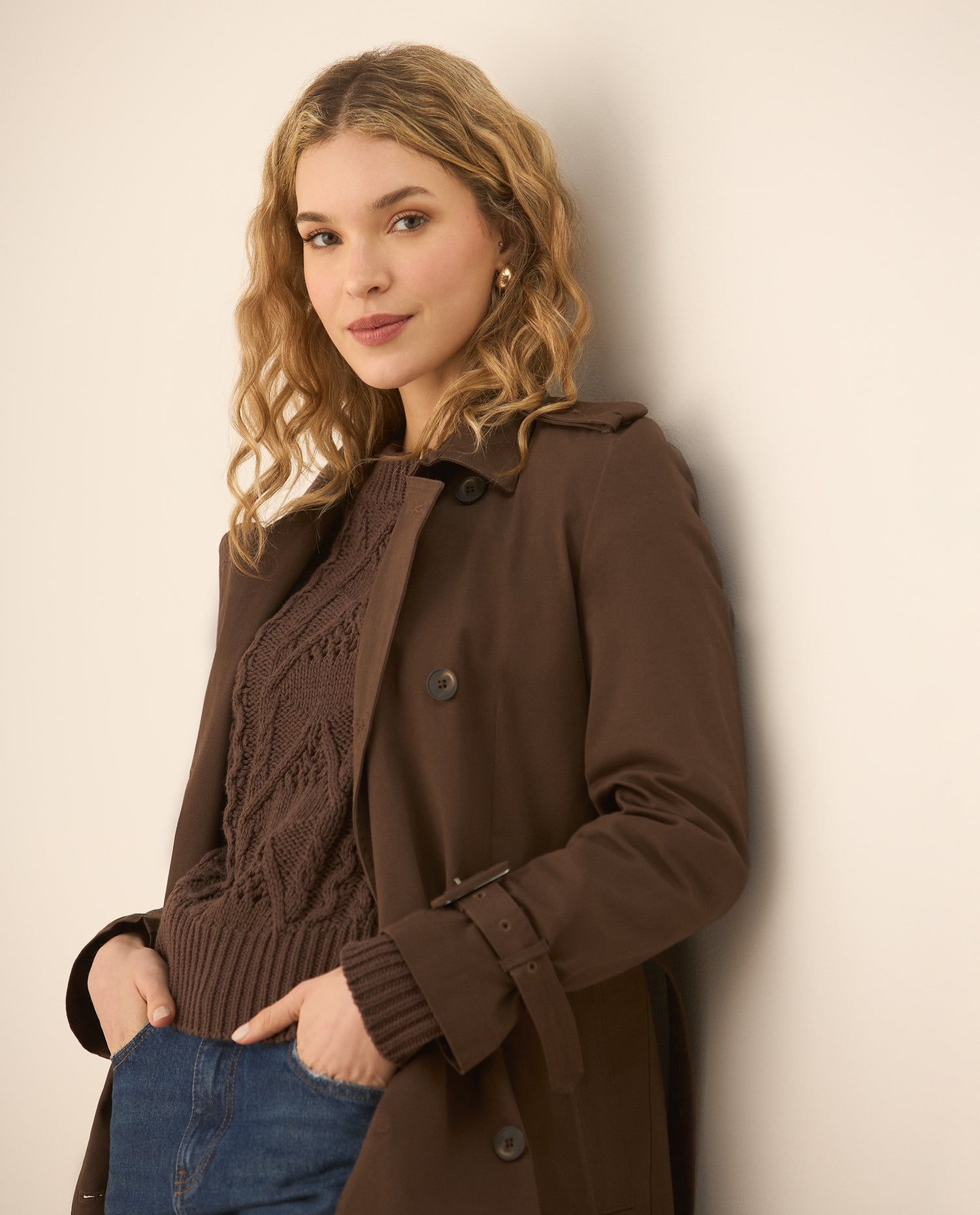 Abirgo largo con cinturón ajustable para mujer - Café