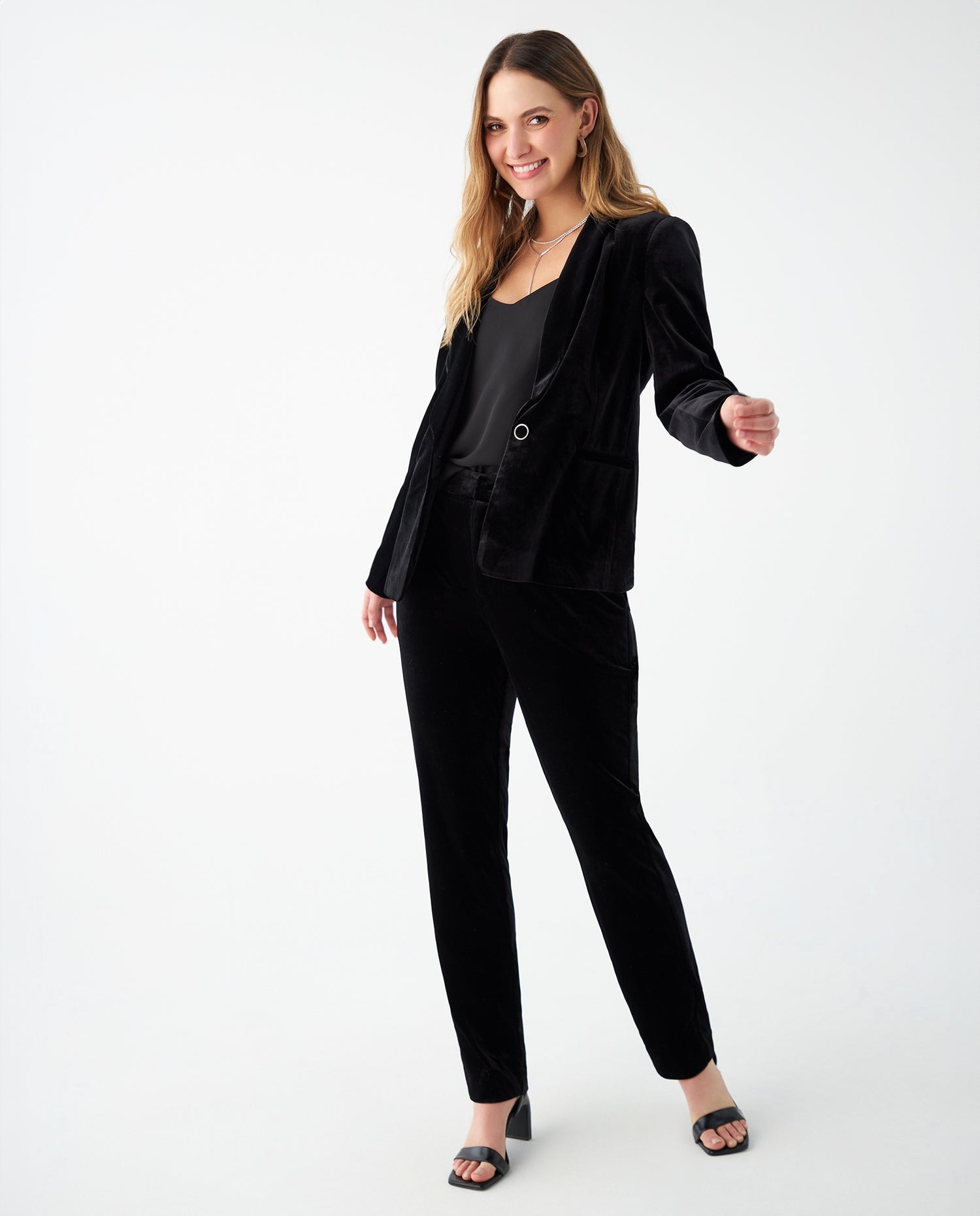 Blazer en tela tipo velvet para mujer - Negro