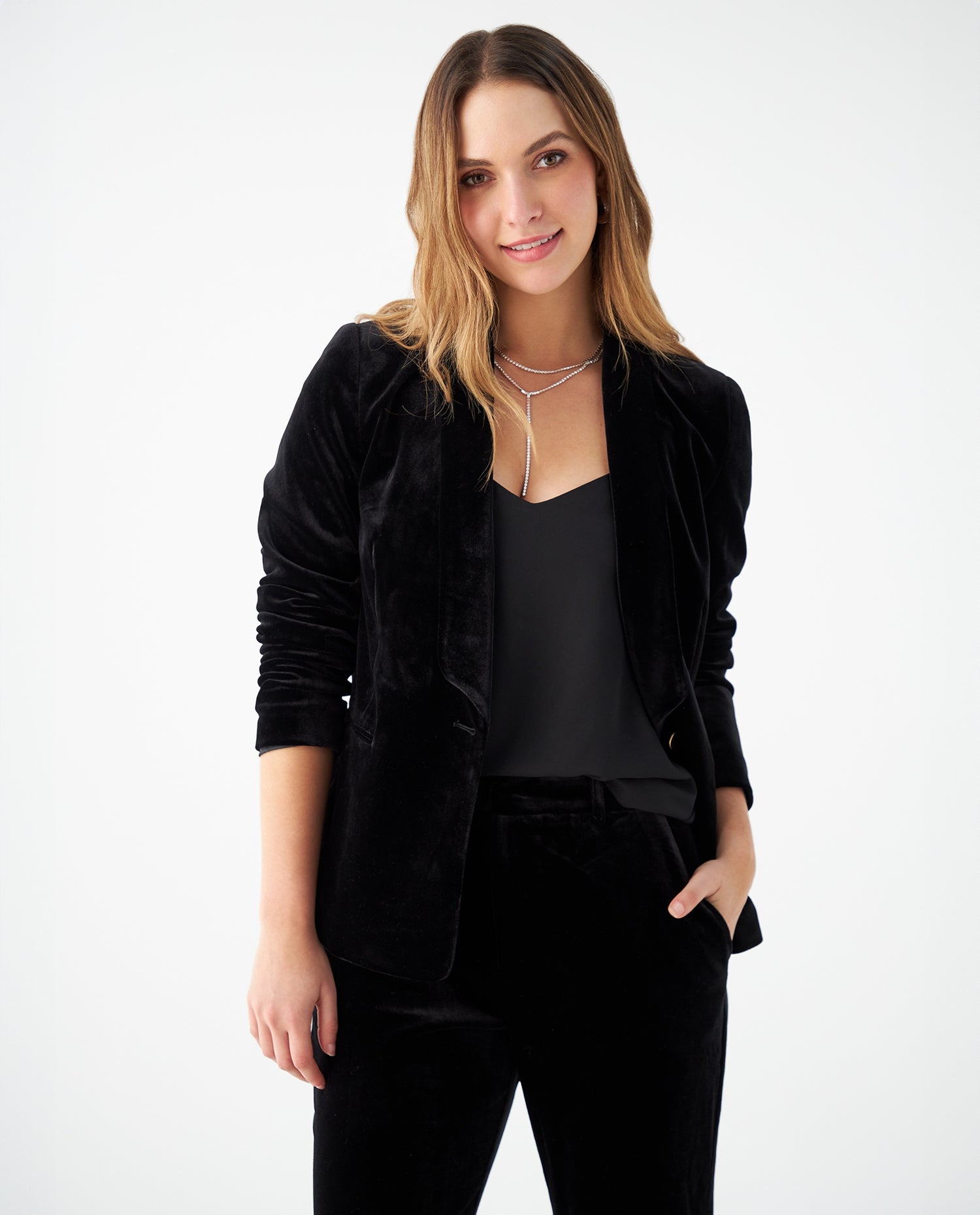 Blazer en tela tipo velvet para mujer - Negro