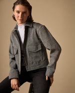Chaqueta Bomber Gris con Textura Espiga - Negro