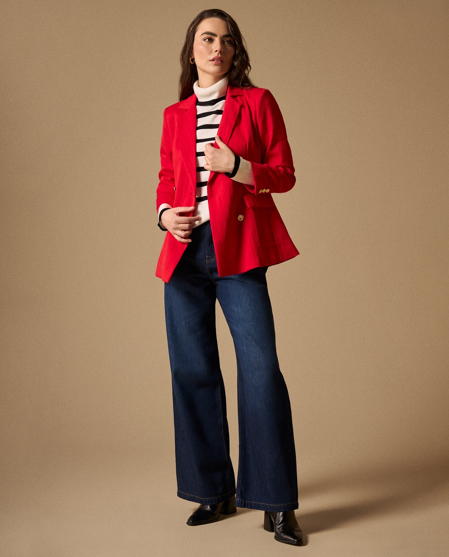 Blazer Rojo con Botones Dorados - Rojo