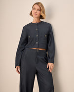 Chaqueta Cropped con Detalles Dorados - Azul