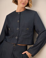 Chaqueta Cropped con Detalles Dorados - Azul