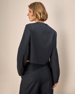 Chaqueta Cropped con Detalles Dorados - Azul