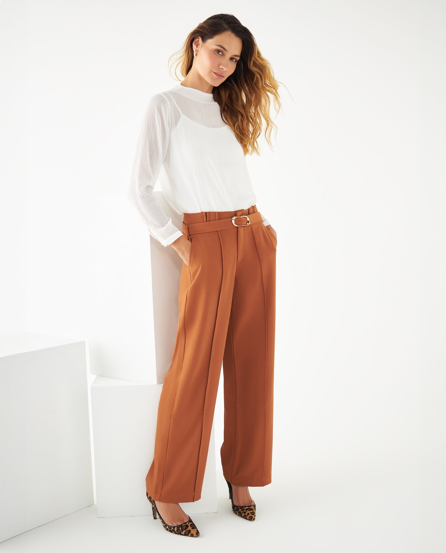 Pantalón bota recta para mujer - Café