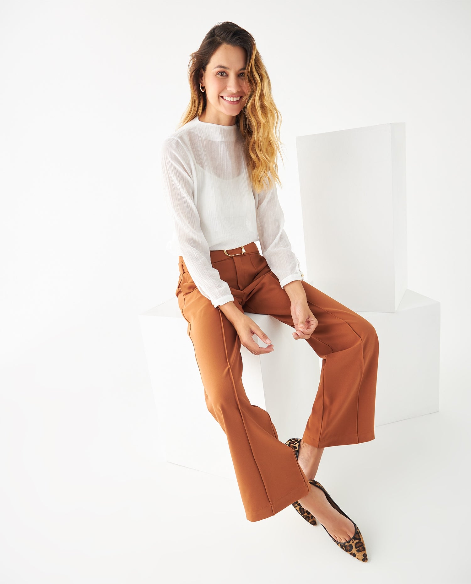 Pantalón bota recta para mujer - Café