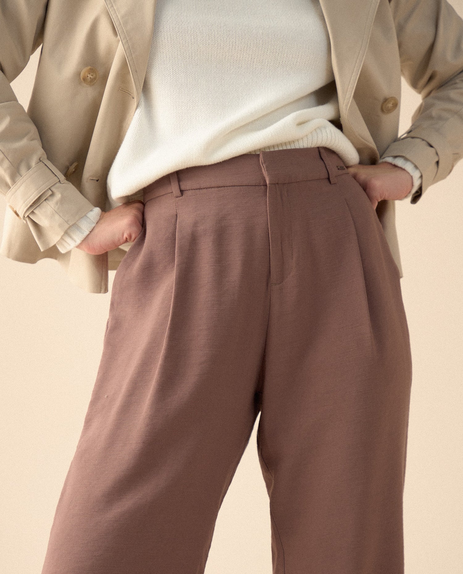 Pantalón de bota recta con pinzas para mujer - Café