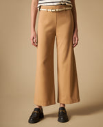 Pantalón largo con pinzas frontales silueta recta - Café