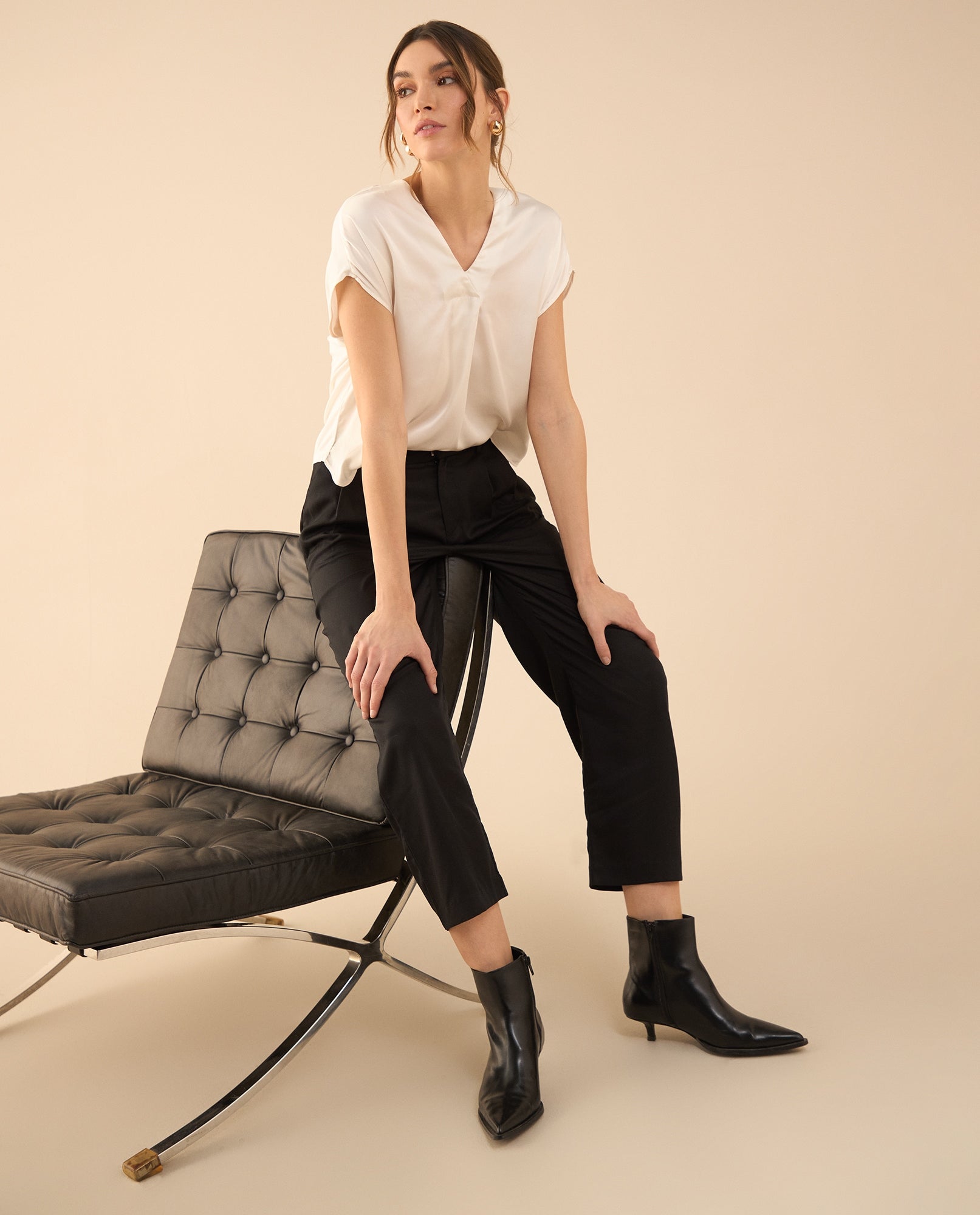 Pantalón de tela fluida para mujer - Negro 34_432G001_NEG190303_0