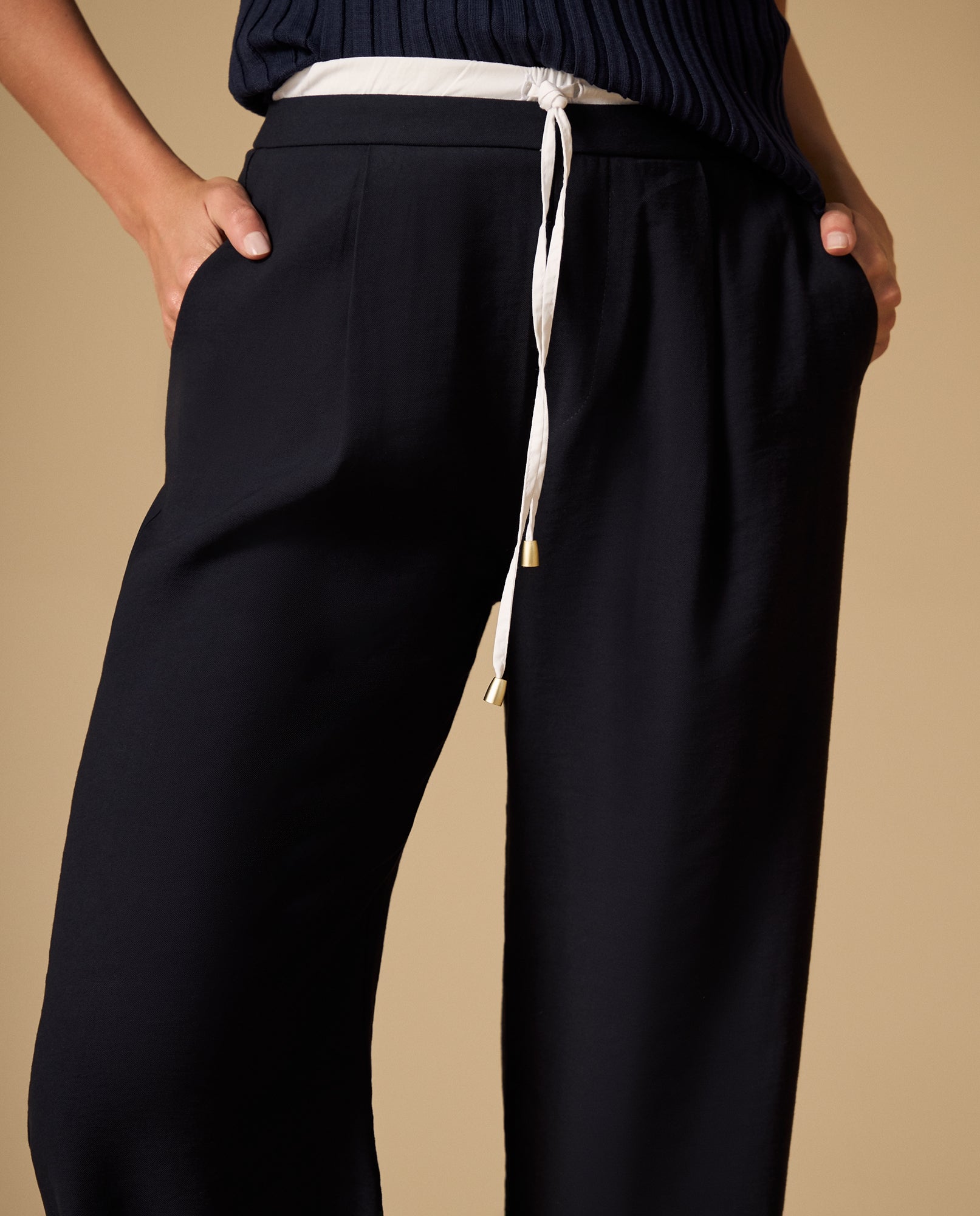 Pantalón jogger de silueta amplia y caída fluida - Azul 34_432H000_AZU193923_4