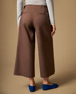 Pantalón culotte con pliegues frontales - Café