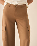 Pantalón recto con bolsillos cargo para mujer  - Café