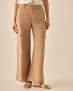 Pantalón clásico de silueta amplia para mujer  - Café