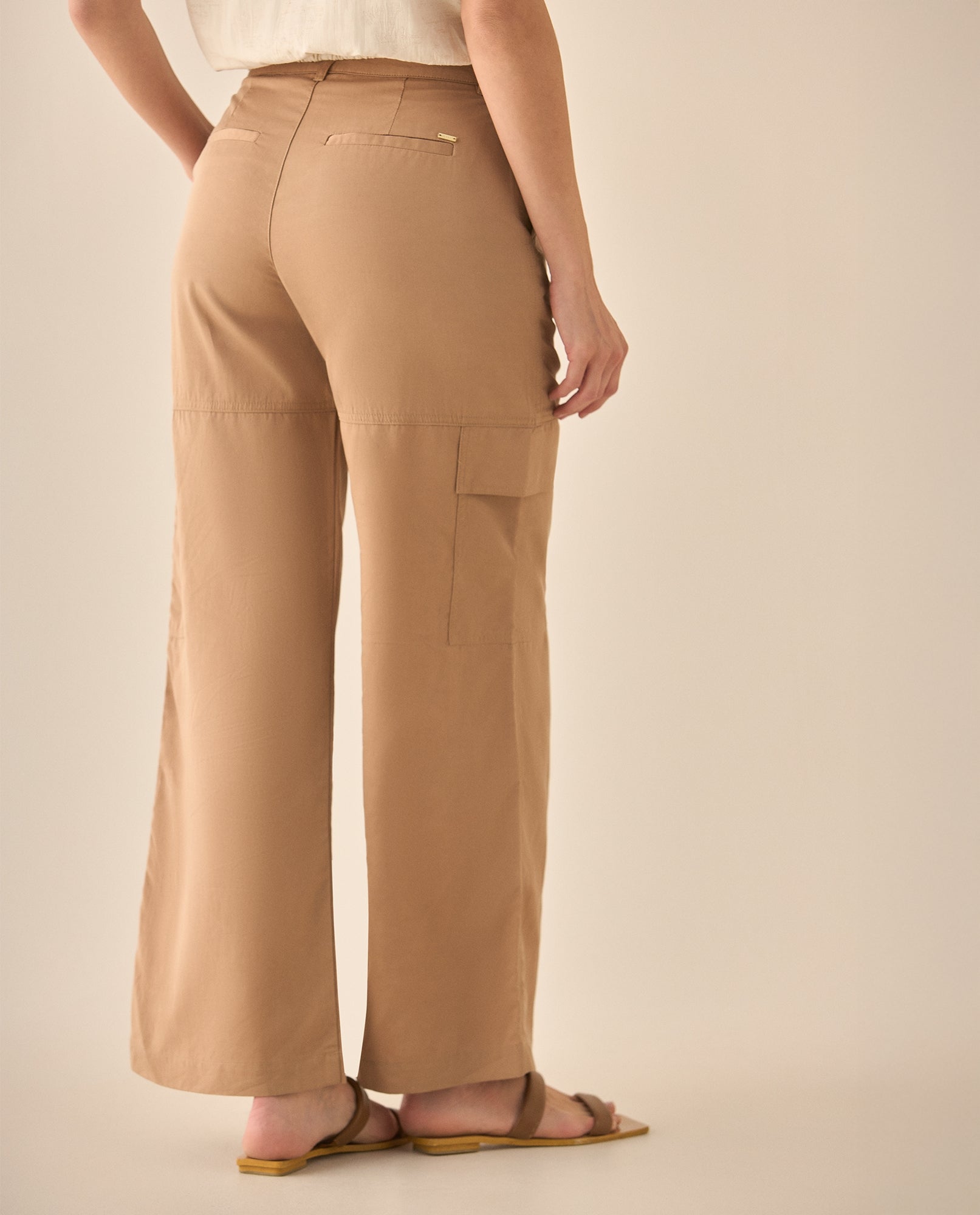 Pantalón clásico de silueta amplia para mujer  - Café 34_433G013_CAF171319_6