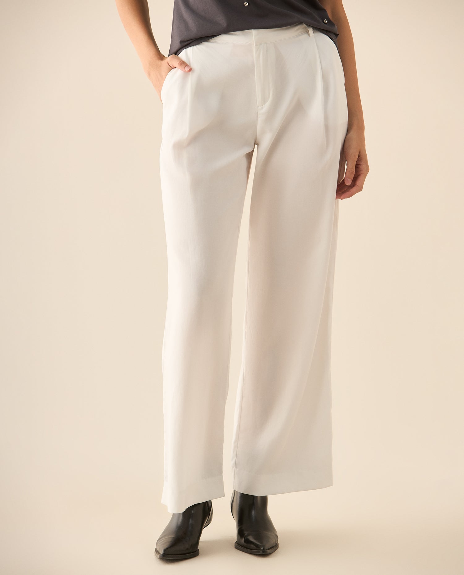 Pantalón bota recta con bolsillos de ribete en posterior para mujer - Blanco