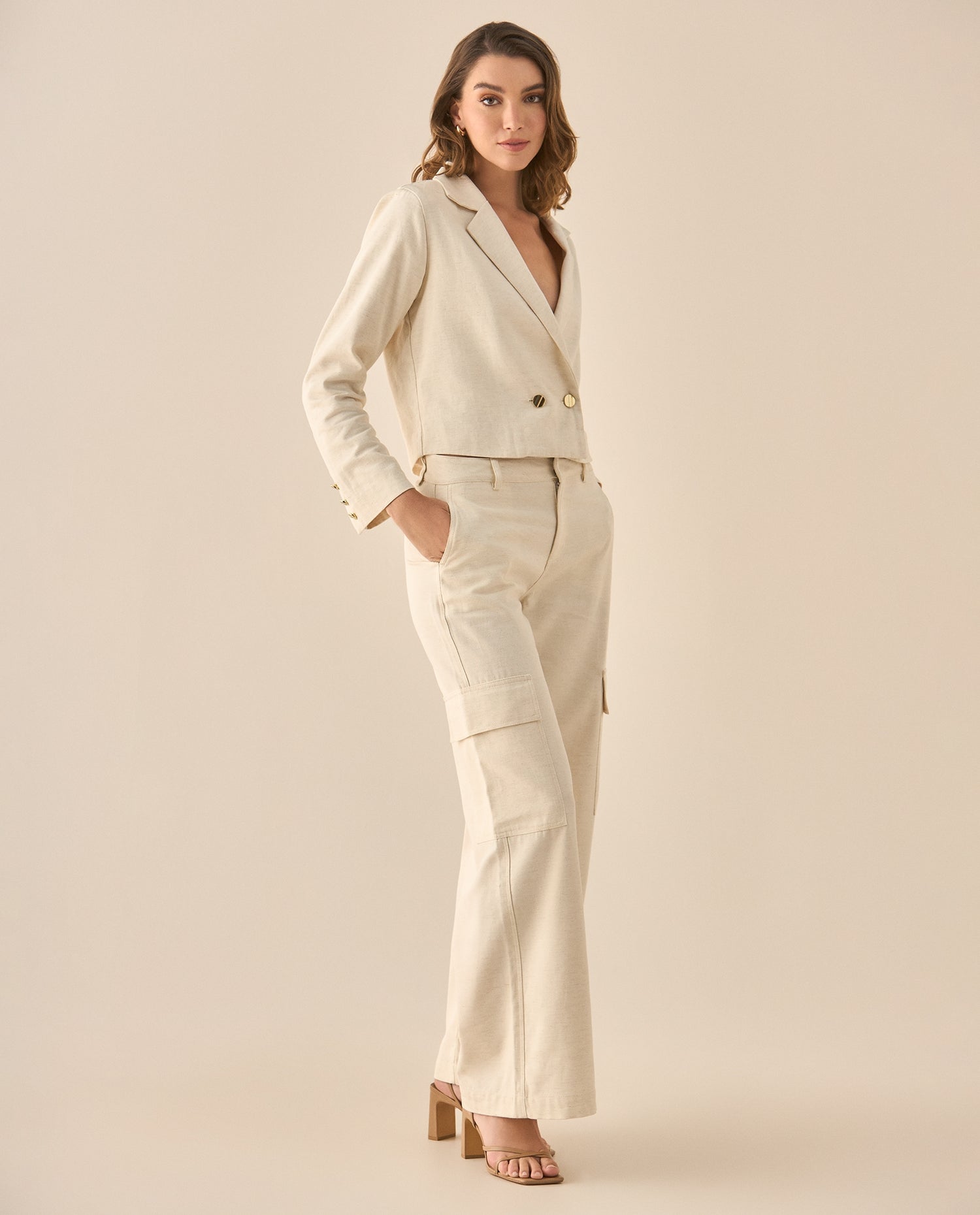 Pantalón tipo cargo para mujer - Crudo
