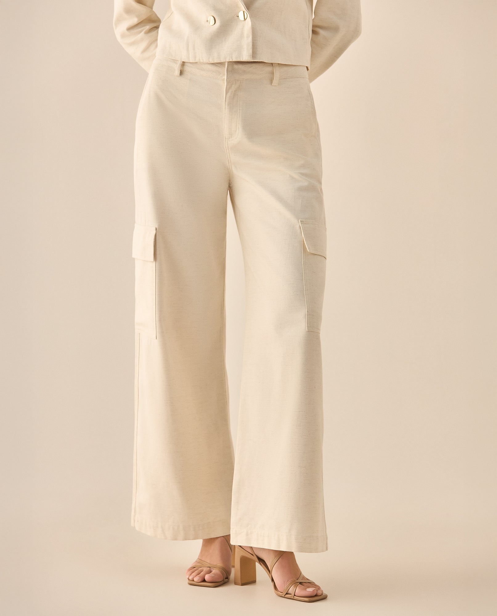 Pantalón tipo cargo para mujer - Crudo 34_433G021_CRU110105_3