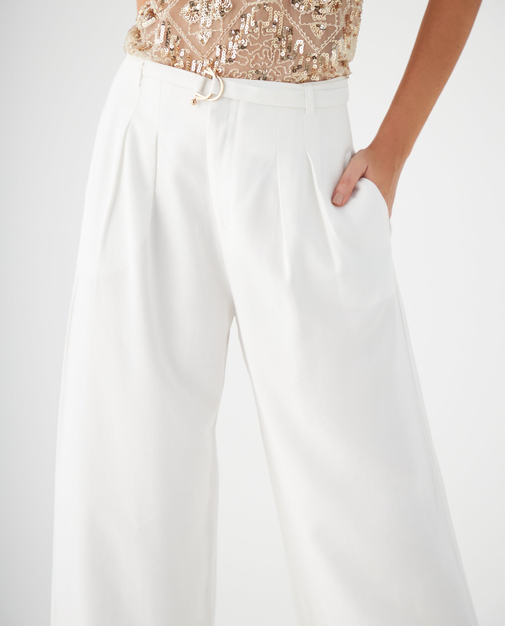 Pantalón con cinturón ajustable para mujer - Crudo 34_439F009_CRU110602_5