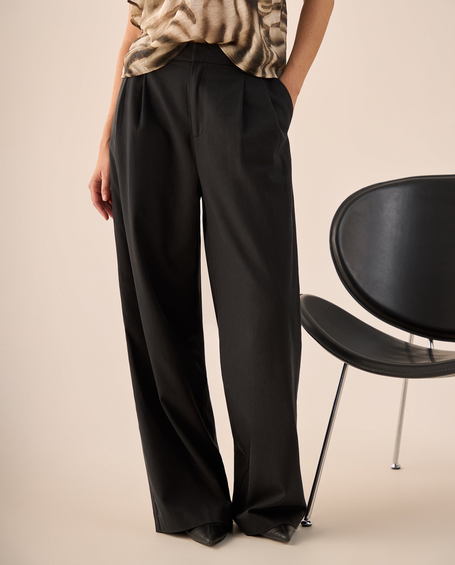 Pantalón Wide Leg Negro Tiro Alto - Negro
