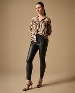 Pantalón Negro Ajustado Símil Cuero - Negro