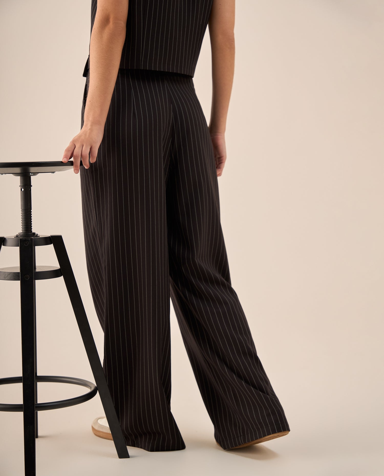 Pantalón Palazzo Negro Rayas Diplomáticas - Negro