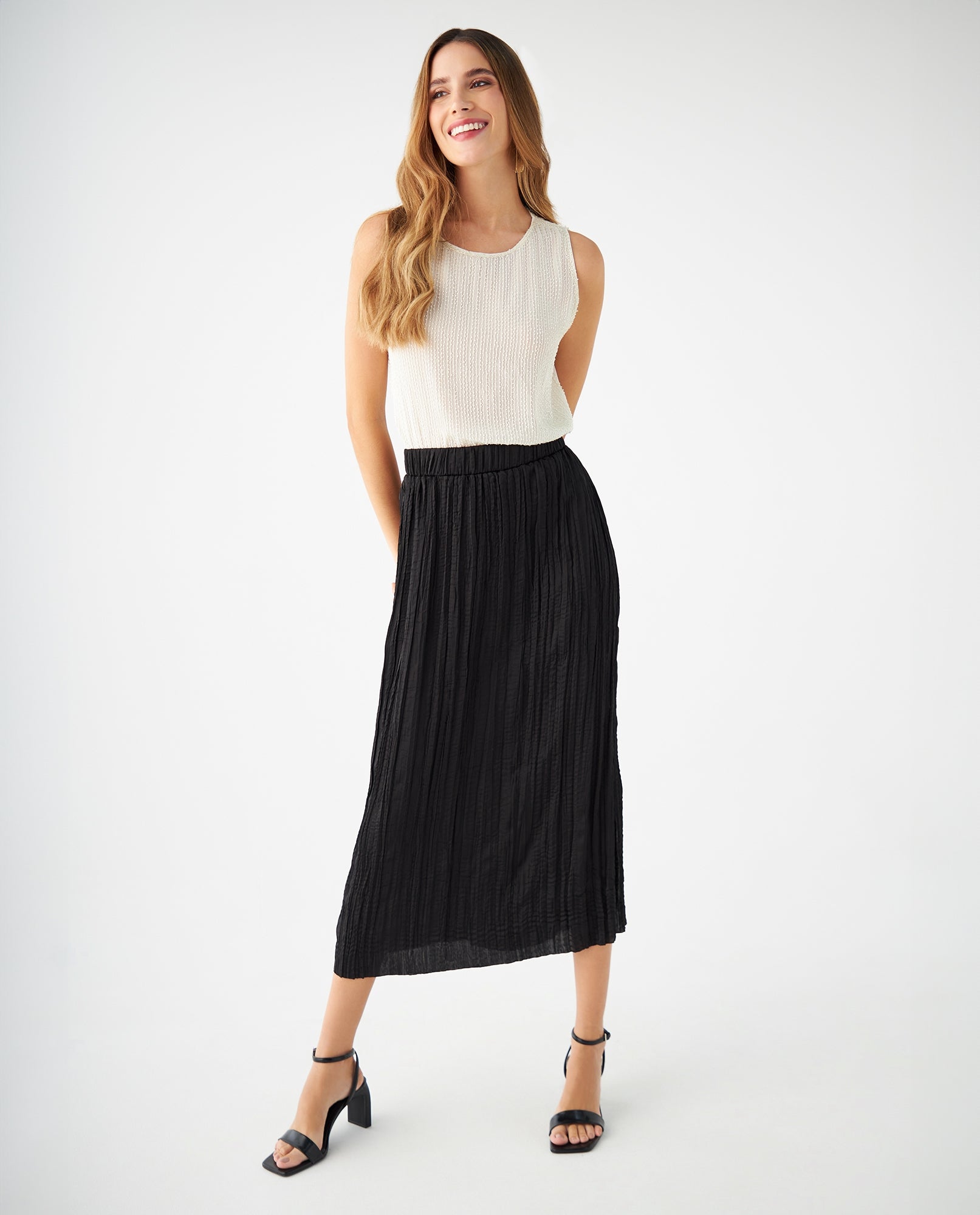 Falda con efecto corrugado para mujer - Negro 34_449F005_NEG190303_0