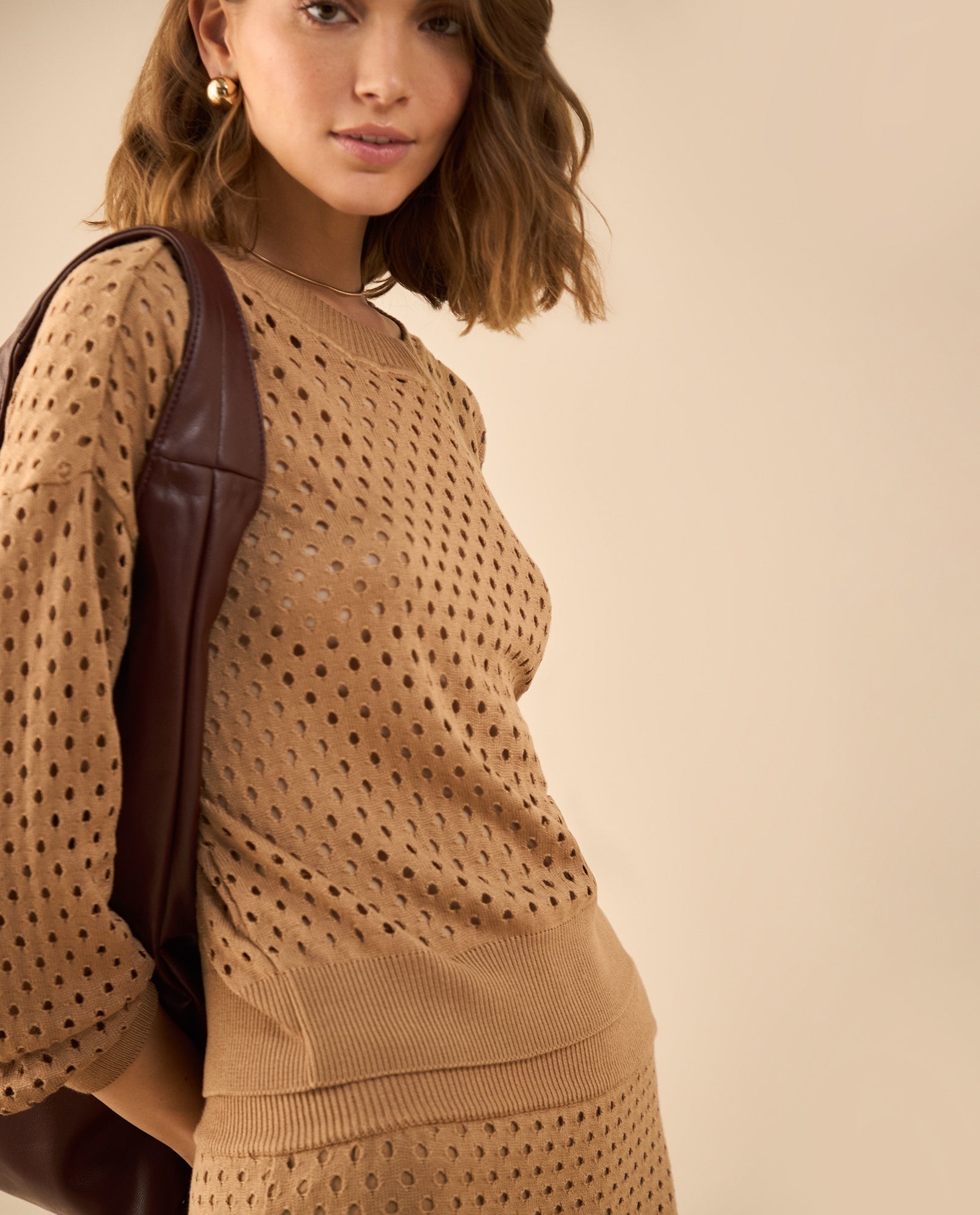 Camisa tejida con detalles desagujados para mujer - Café 34_462G106_CAF171009_3