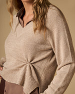 Suéter tejido cardigan con escote V y brillo sutil - Beige