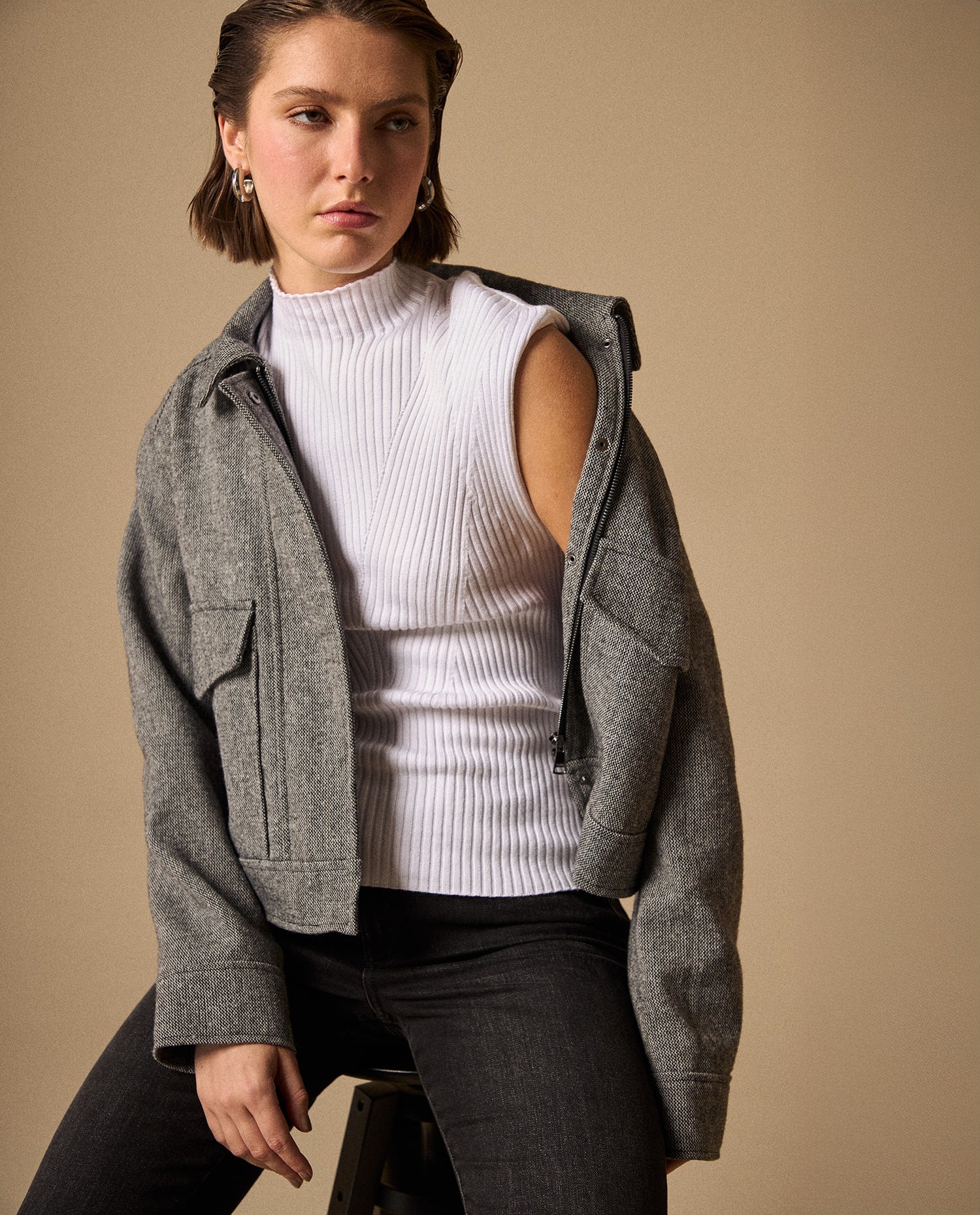Camisa Tejida Cuello Alto Sin Mangas - Crudo