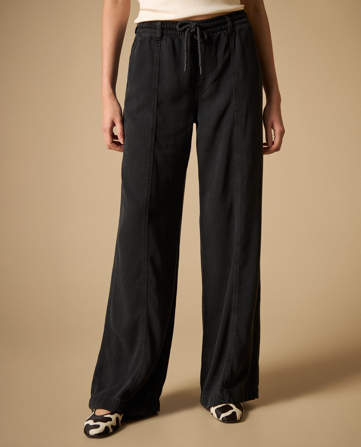 Jean wide leg amplio con cordón ajustable - Negro