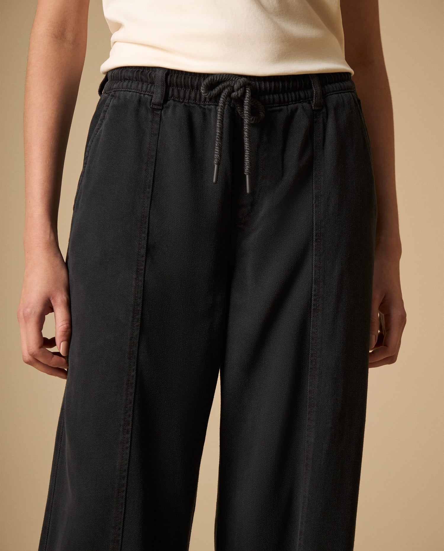 Jean wide leg amplio con cordón ajustable - Negro