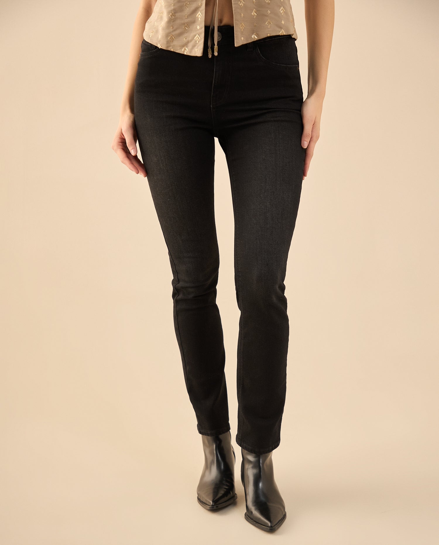 Jean Slim en black denim para mujer - Negro