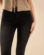 Jean Slim en black denim para mujer - Negro