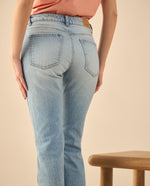 Jean Boot Cut tono claro para mujer - Azul