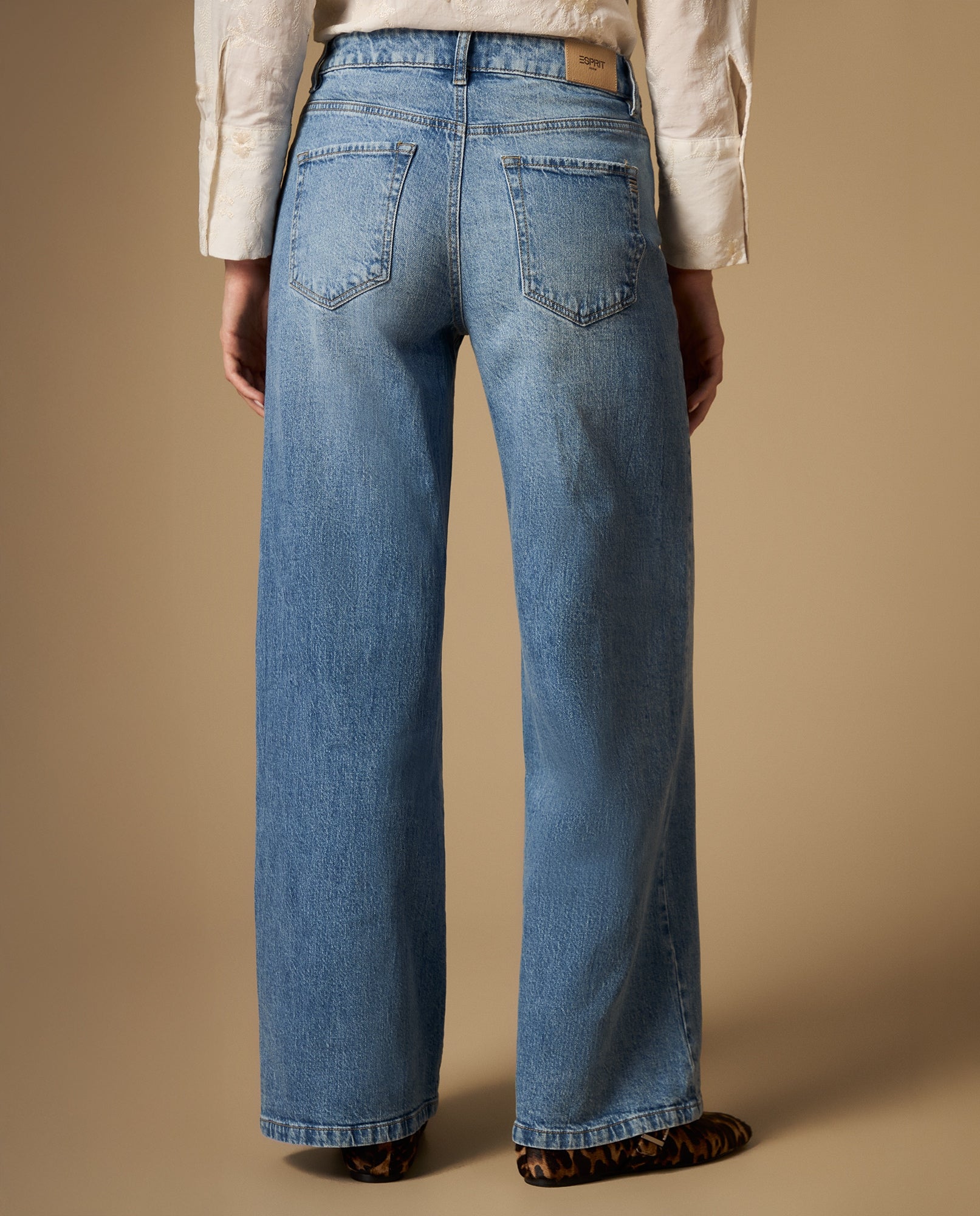 Jean wide leg tiro medio silueta amplia - Azul 34_472H004_AZU174027_4