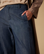 Jean barrel tiro medio silueta curva - Azul