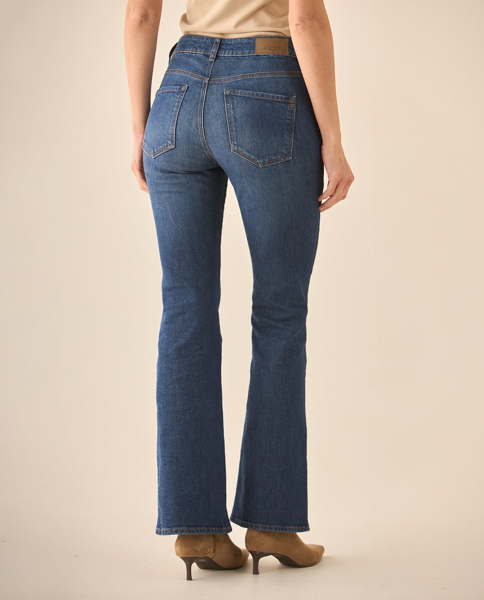Jean Boot cut tono medio oscuro para mujer - Azul 34_473G002_AZU193933_5