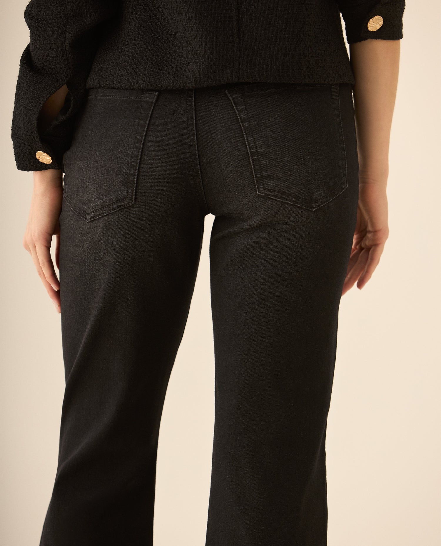 Jean Flare bota amplia para mujer - Negro