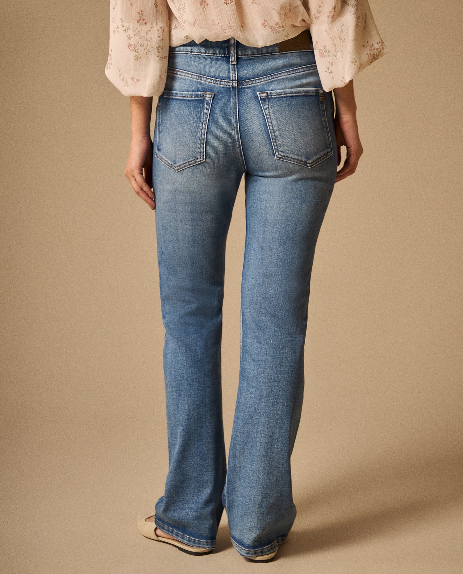 Jean Straight Azul Oscuro con Lavado Stone Wash - Azul