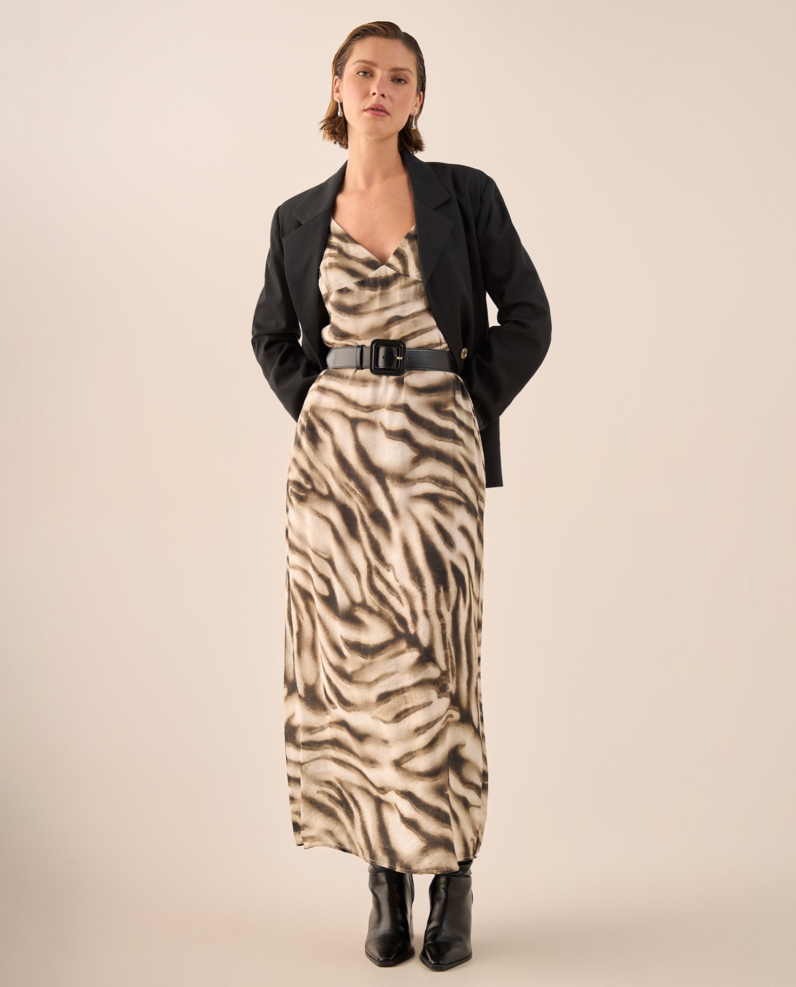 Vestido Midi con Estampado Animal Sofisticado - Gris 34_499G008_GRI170205_0
