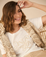 Camiseta con detalle bordado en frente para mujer - Crudo