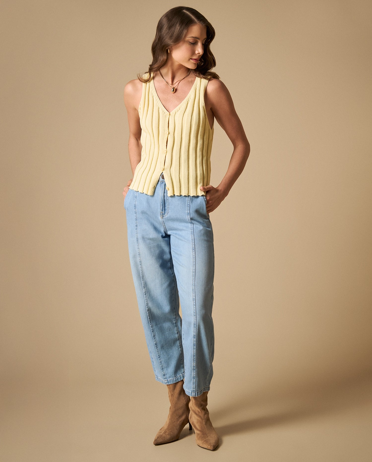Camiseta tejida con bordado cuello redondo - Amarillo