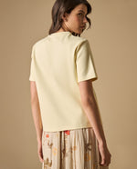Camiseta con bordado floral manga corta - Amarillo